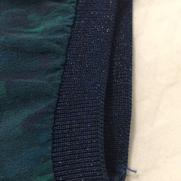 Size S Marcs blouse🍏Make me an offer 🍏 - Picture 3 of 5